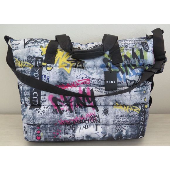 DKNY R14XQG2 Women's Large NYC Graffiti Nora Weekender Tote Bag $178 - Picture 2 of 10